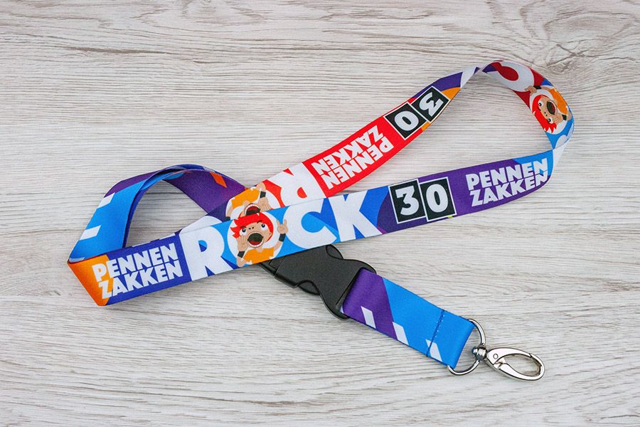 full color lanyards voor 30 jaar Pennenzakkenrock op het Zilvermeer in Mol met stevige haak type Cindy